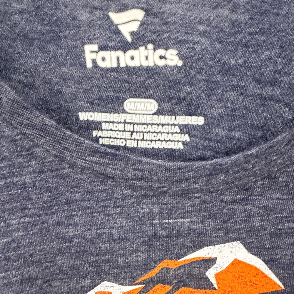 Denver Broncos Fanatics Women’s Heathered Blue Graphic Tee NFL - Picture 2 of 3